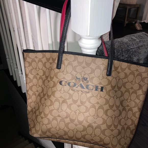 Coach Shoulder Bag - Black/Tan - Picture 4 of 7